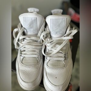 Jordan Retro 4